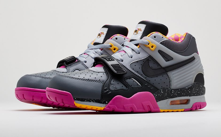 Nike Pays Tribute to Bo Jackson with Nike Air Trainer SC 'Broken